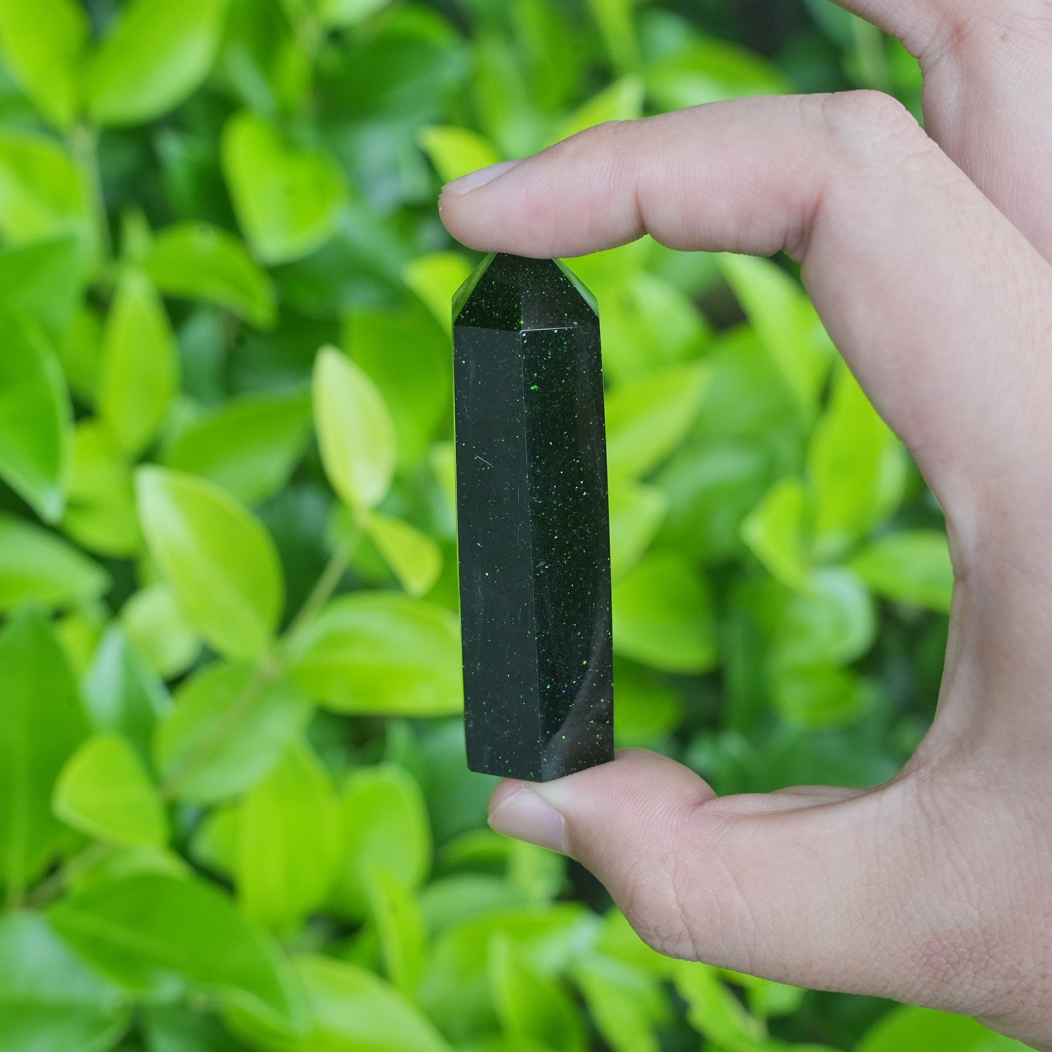 Green Goldstone Crystal Tower, - đánh giá và giá Home Decor Modern Organic